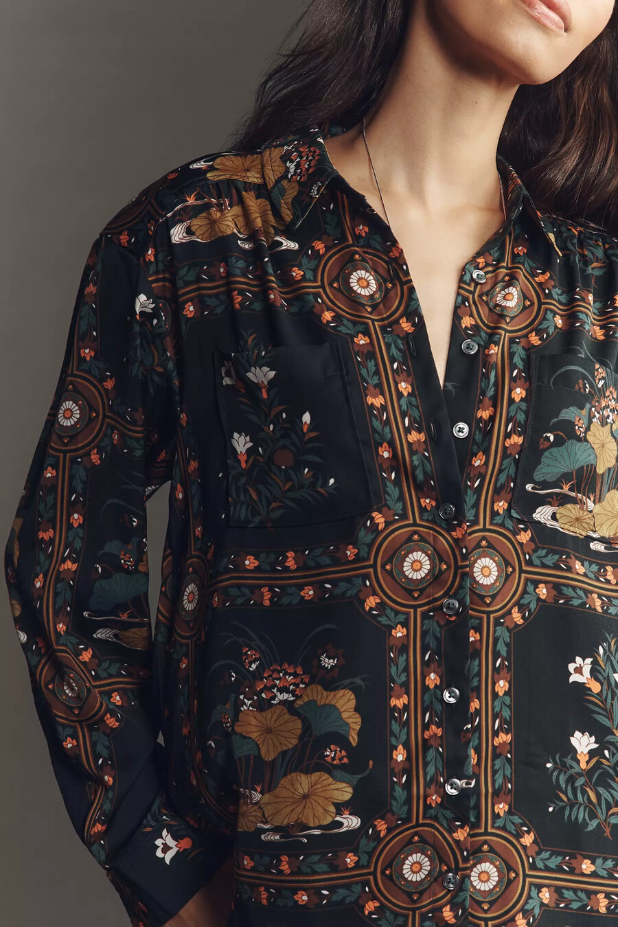 avslappnad långärmad blommig skjorta från anthropologie