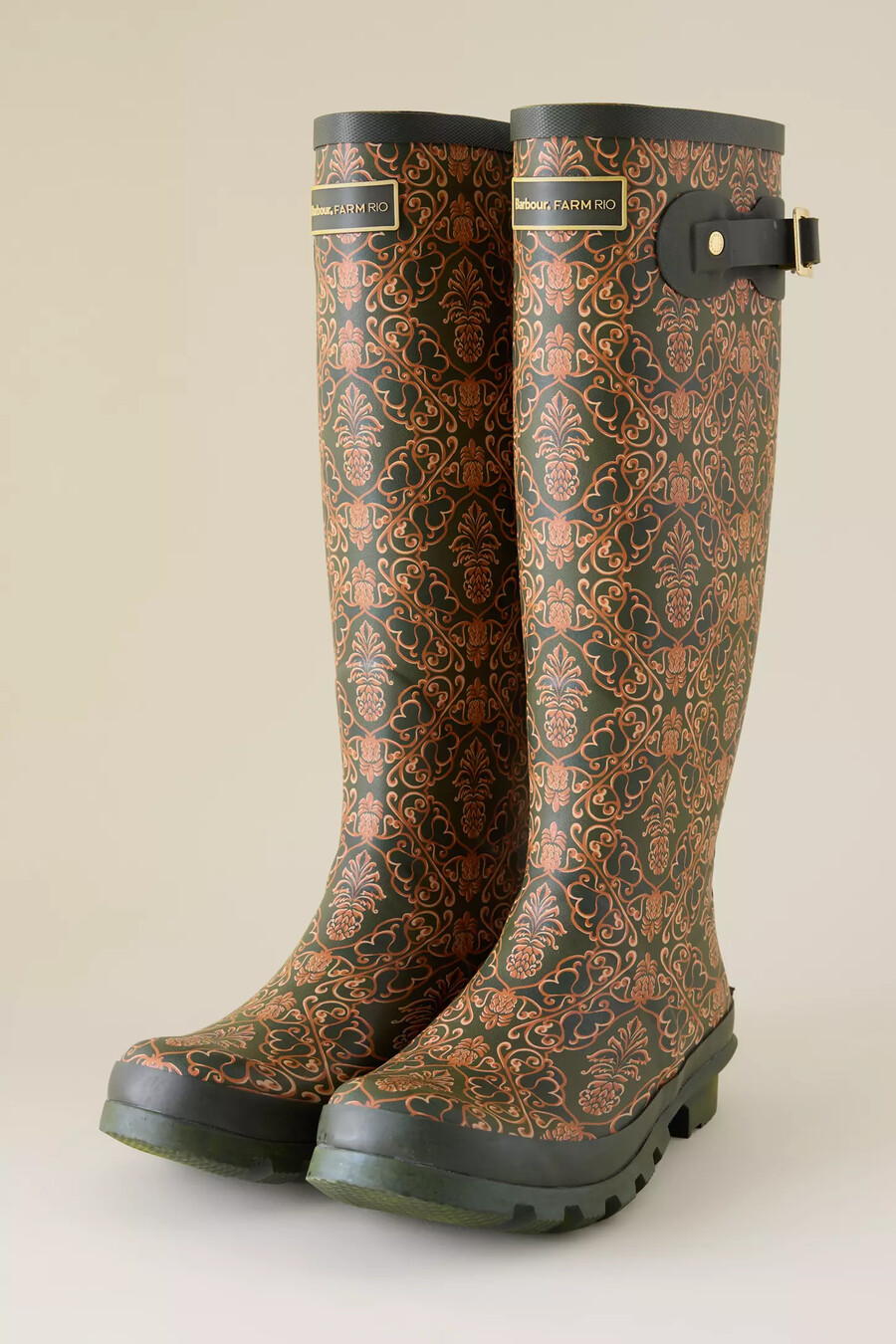 barbour x farm rio cami ananasfärgade wellingtonstövlar