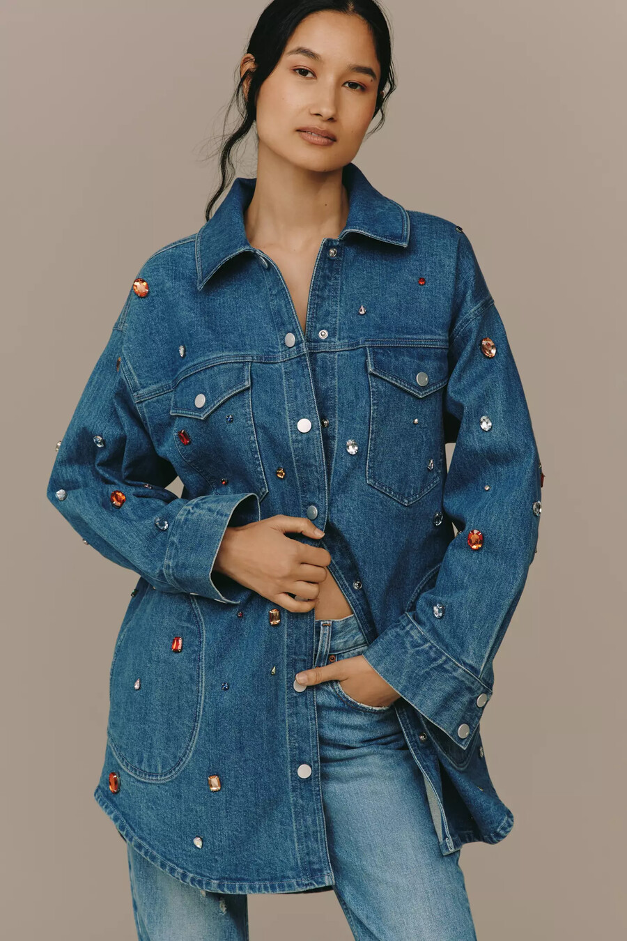 tillie jewelled denim shacket från pilcro