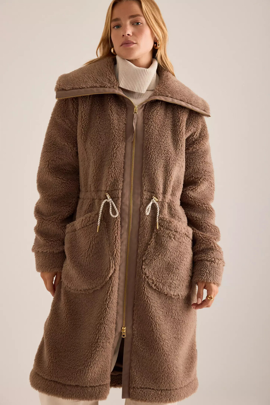 varley logan sherpajacka