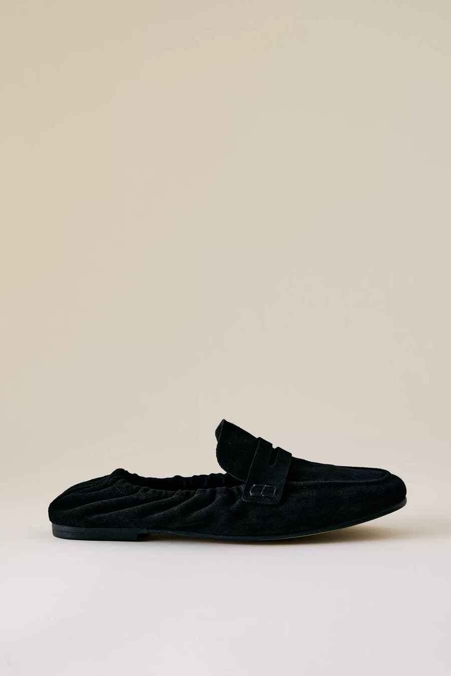 avsiktligt tomma segelloafers