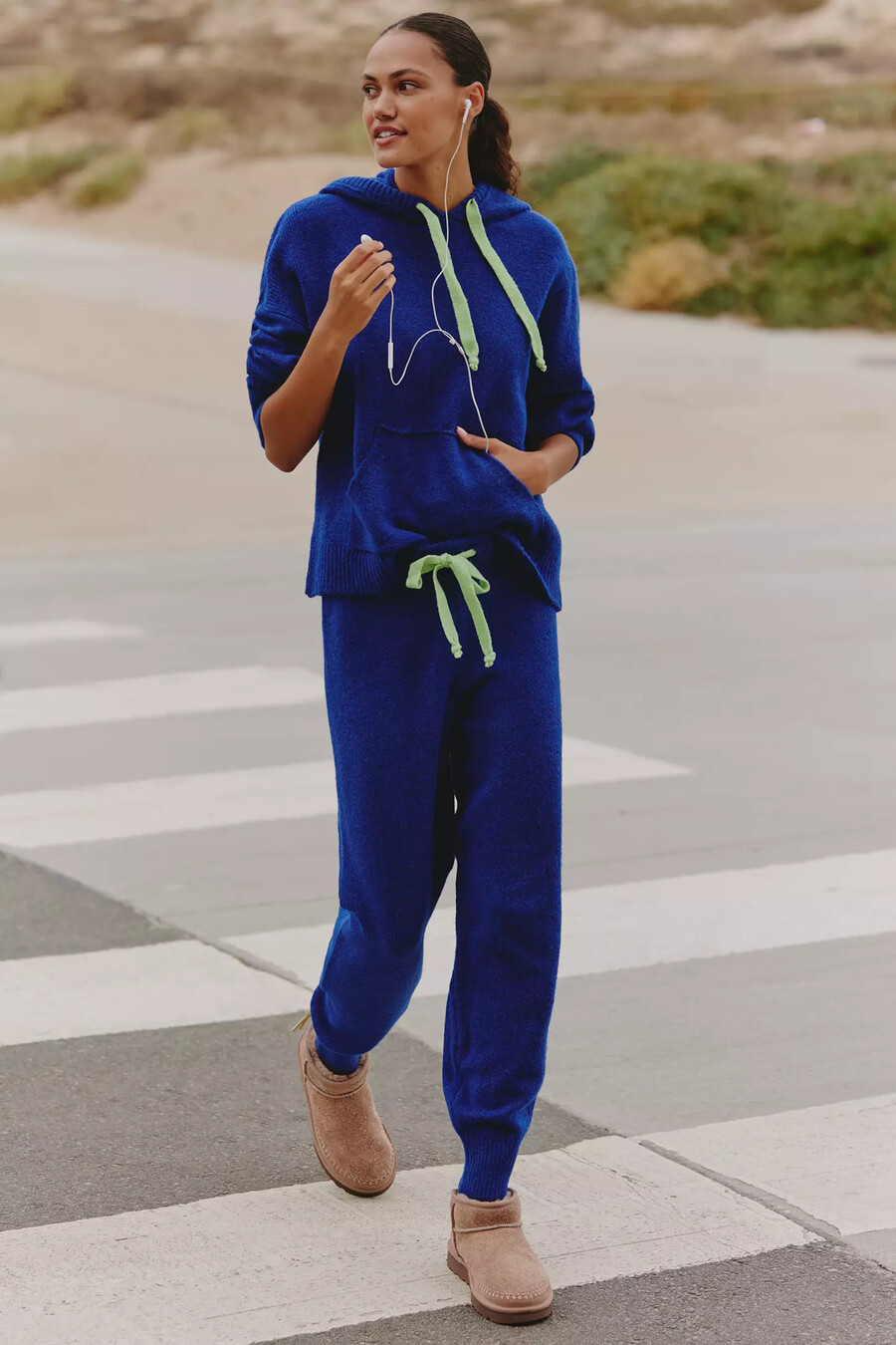 daily practice huddle up pop cord hoodie