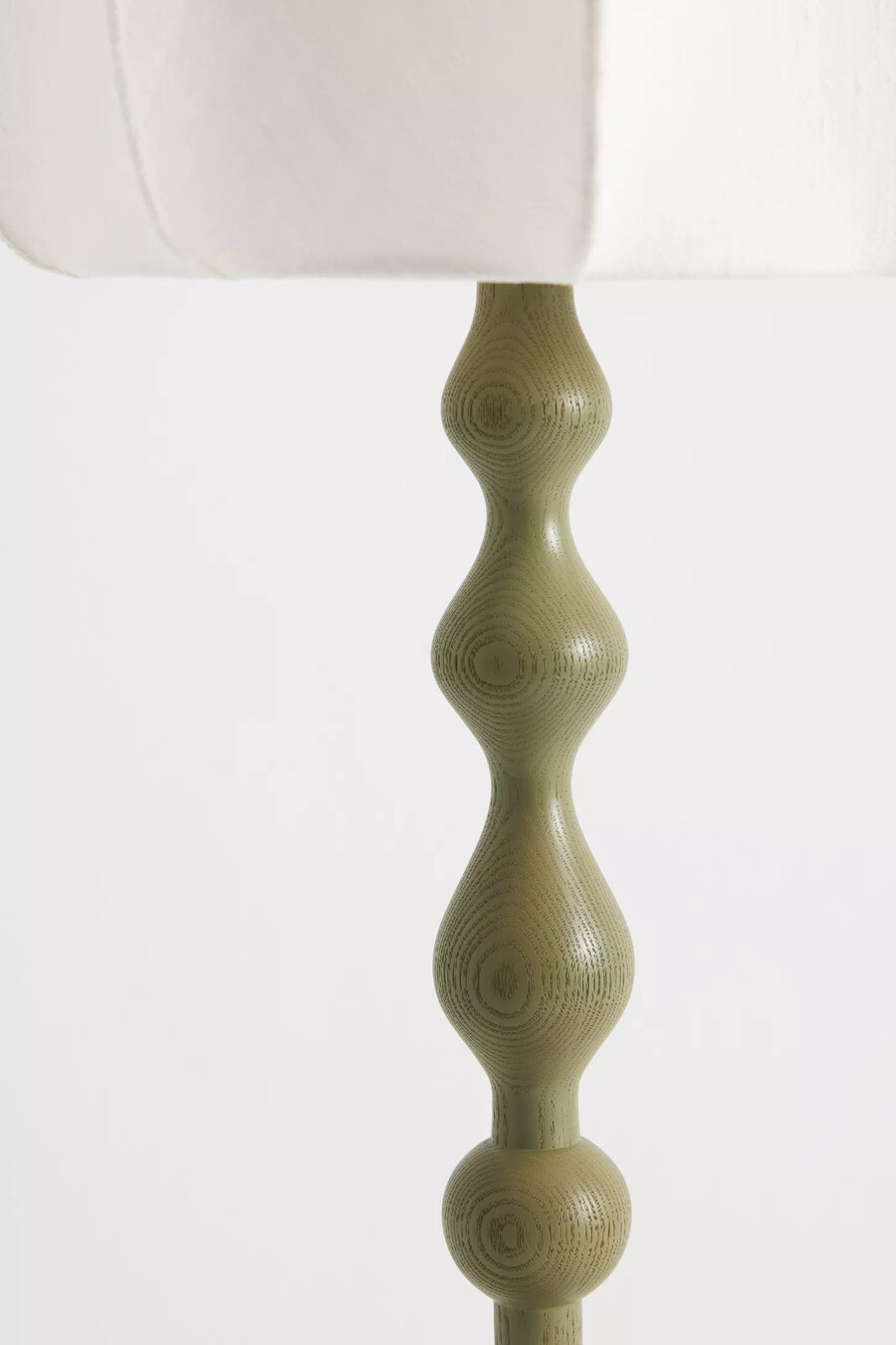 lala nydesignad stor bordlampa i trä