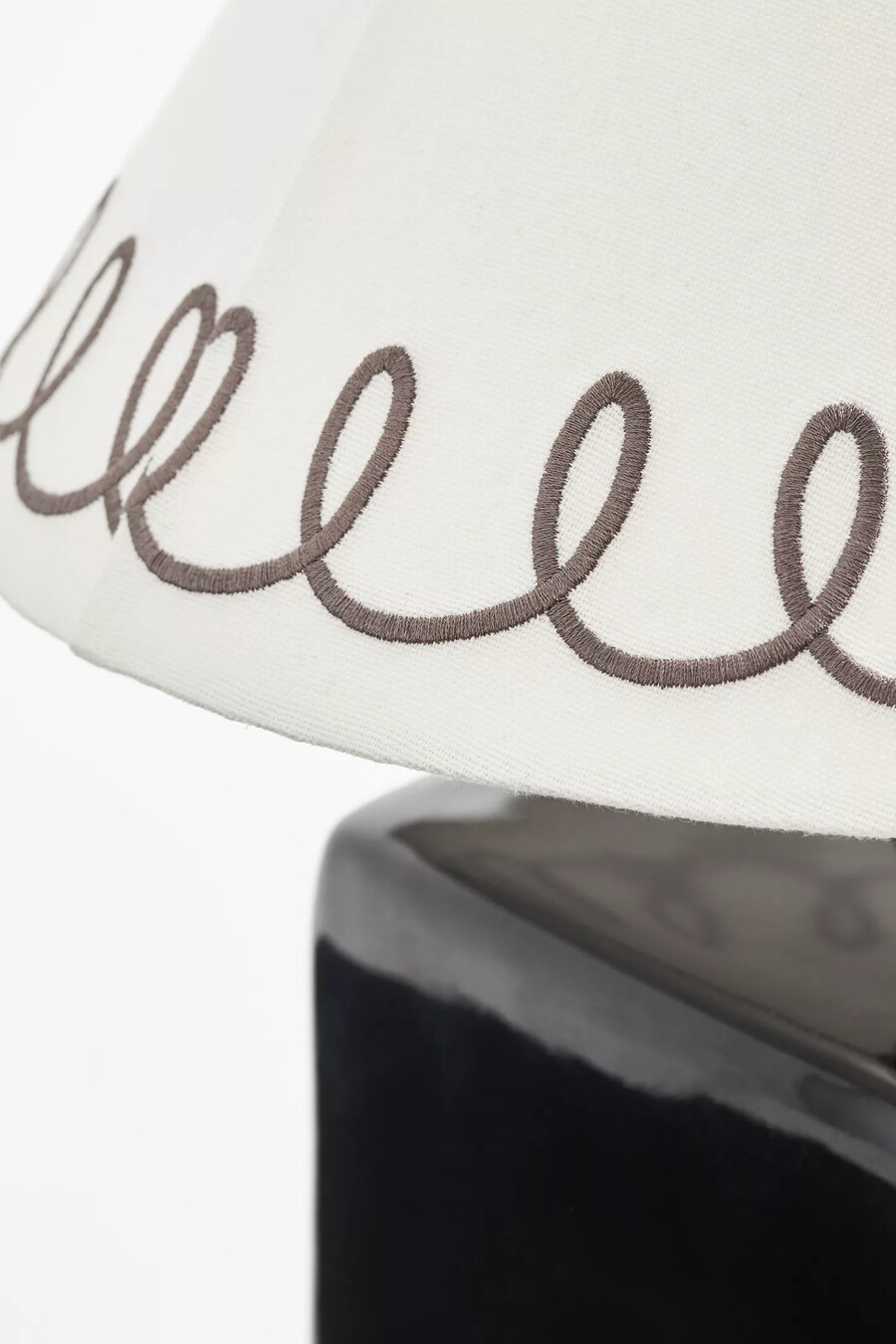 maeve keramisk bordslampa