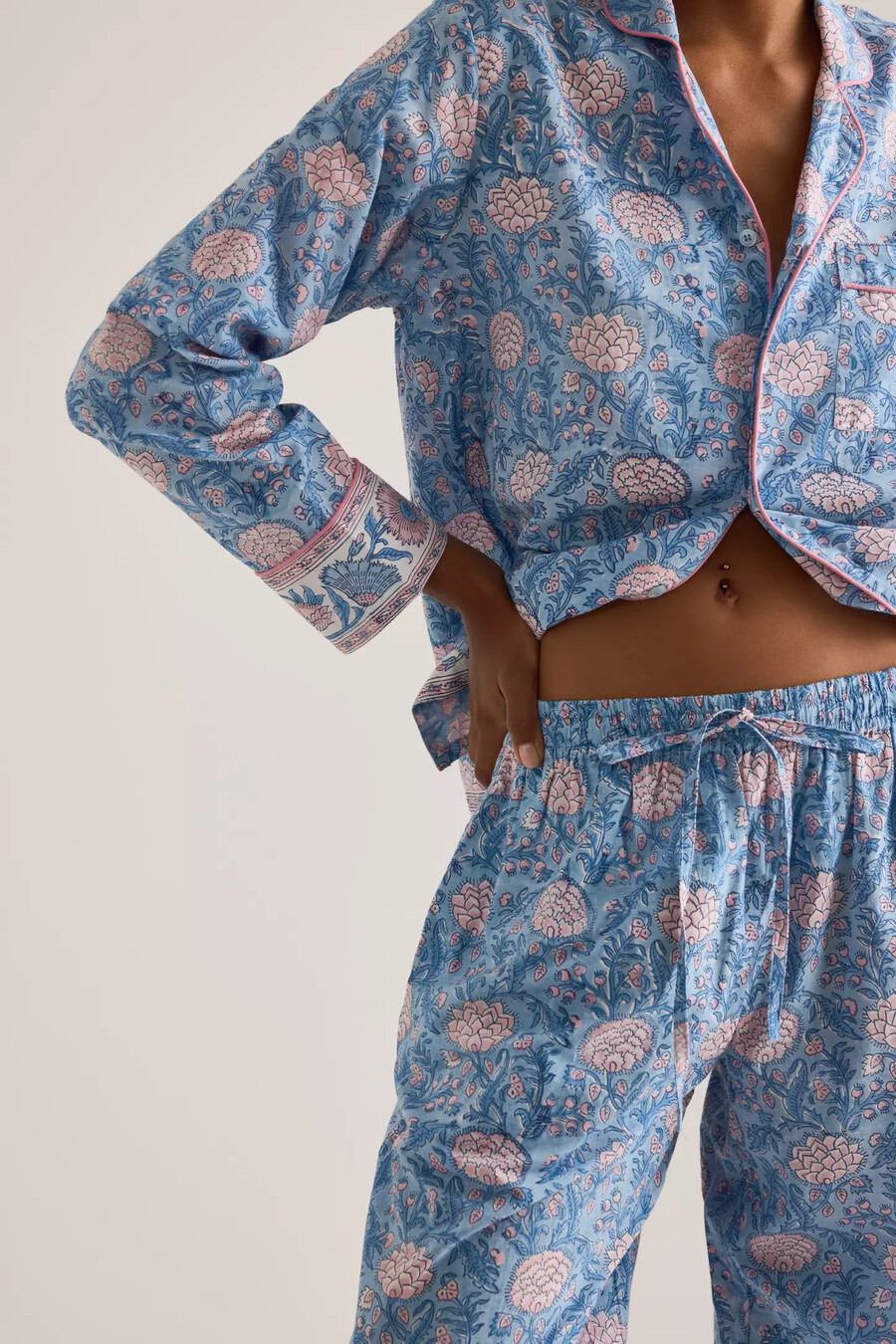 dilli grå lång pyjamas set