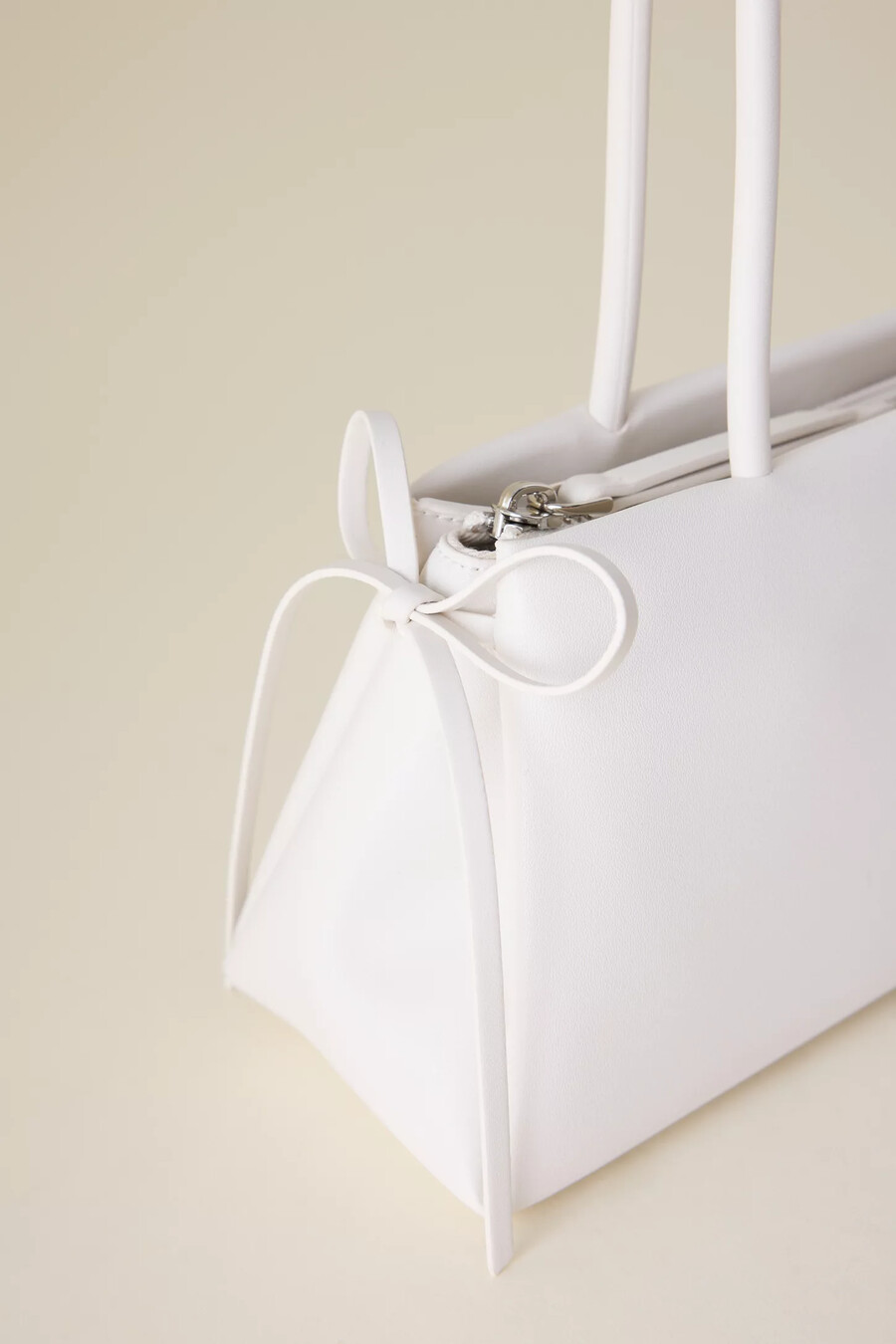 charles keith hazel axelväska