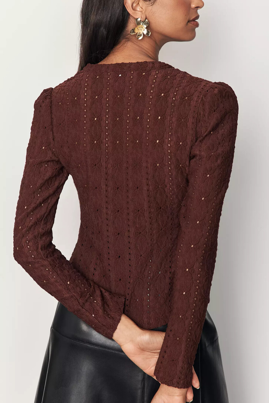 maeve texturerad topp med öglor