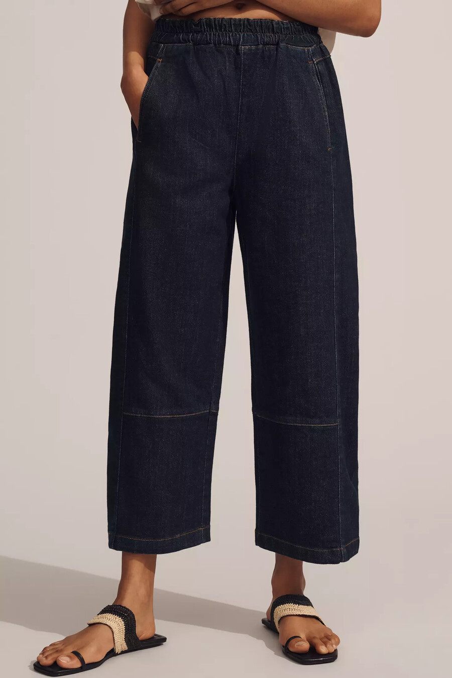 izzie relaxed pull-on barrel jeans från pilcro