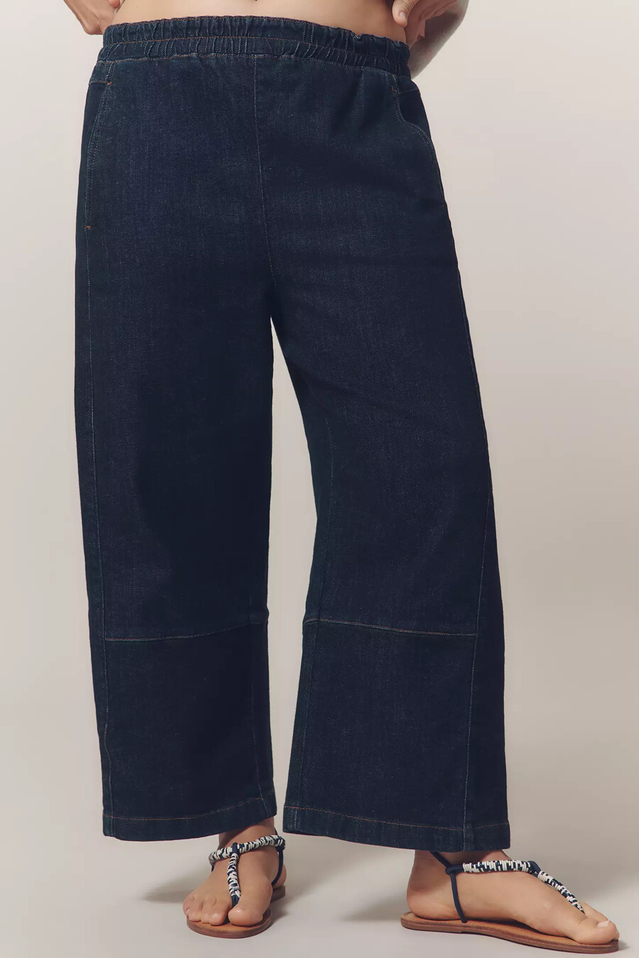 izzie relaxed pull-on barrel jeans från pilcro