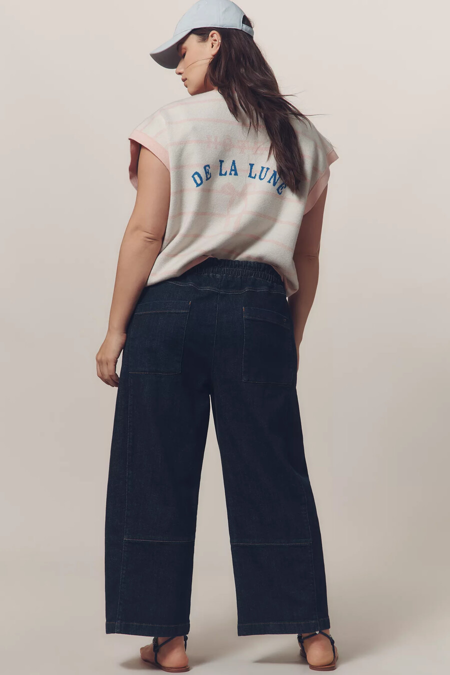 izzie relaxed pull-on barrel jeans från pilcro