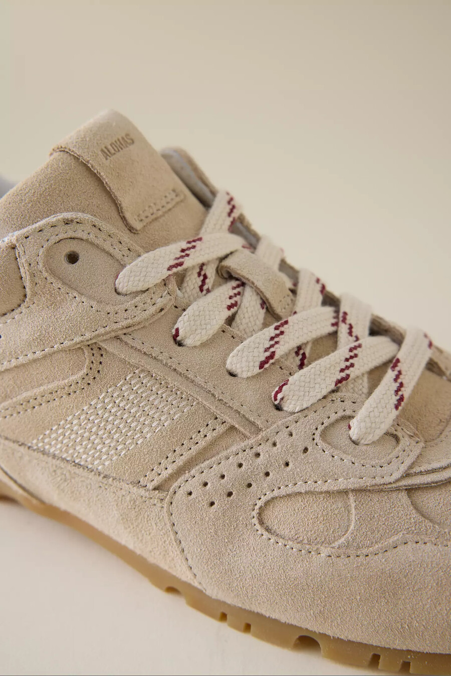 alohas tb.56 mocka krämfärgade lädersneakers