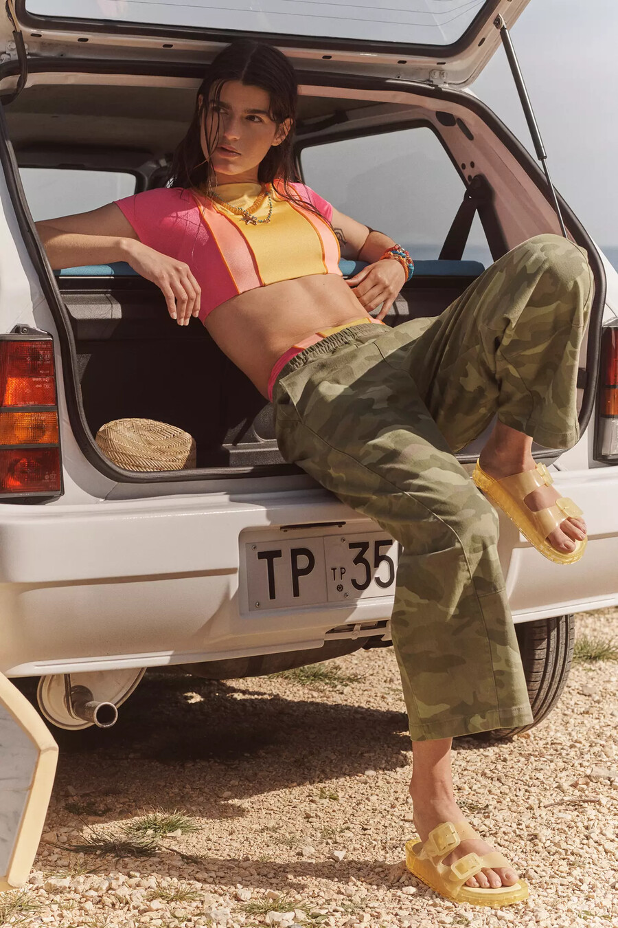 izzie relaxed pull-on barrel trousers från pilcro tryckt twill-utgåva