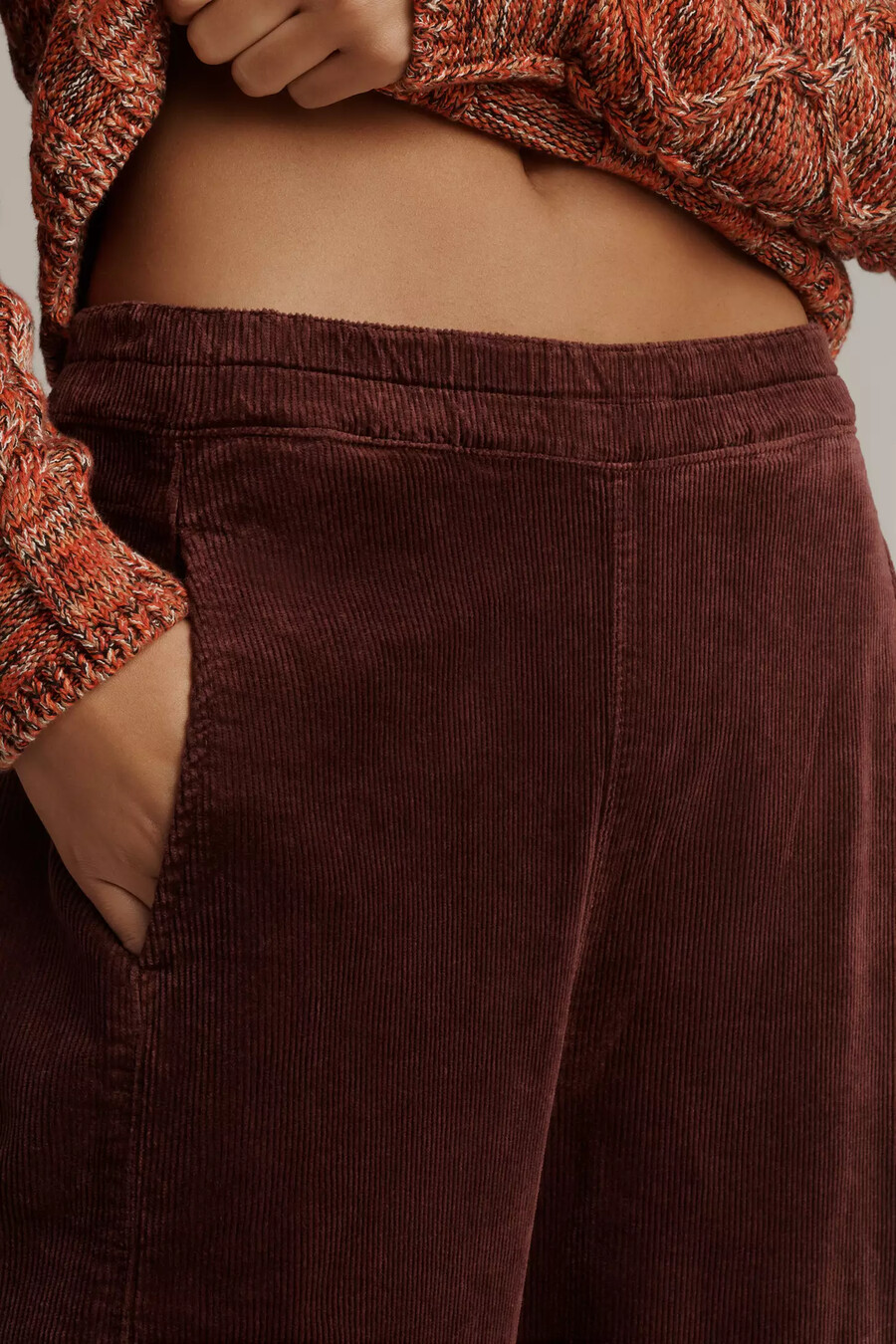 izzie relaxed pull-on barrel trousers från pilcro corduroy edition