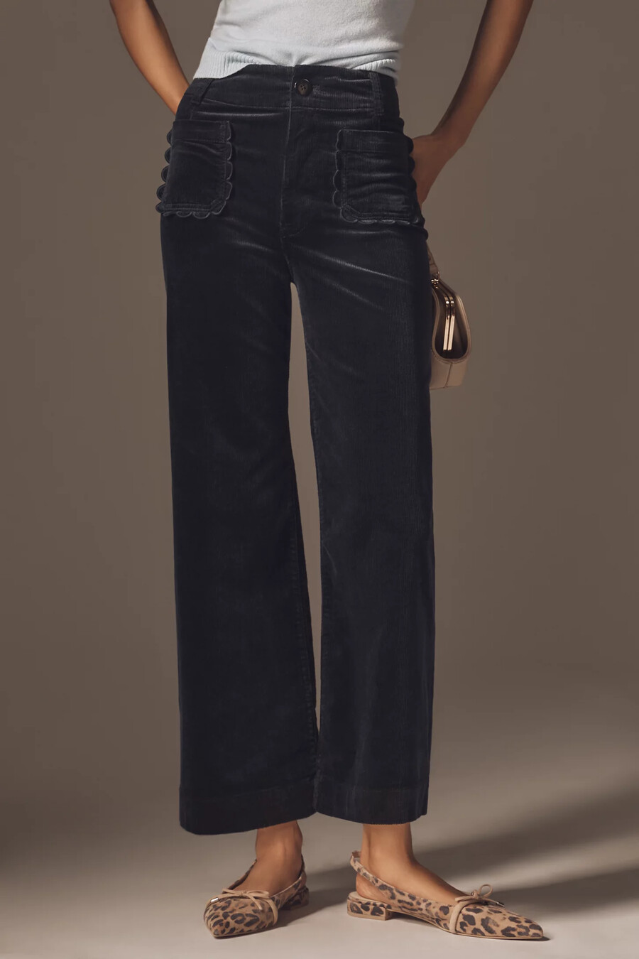 colette crop wide-bened byxor från maeve manchesterbyxor med scallop-fickor