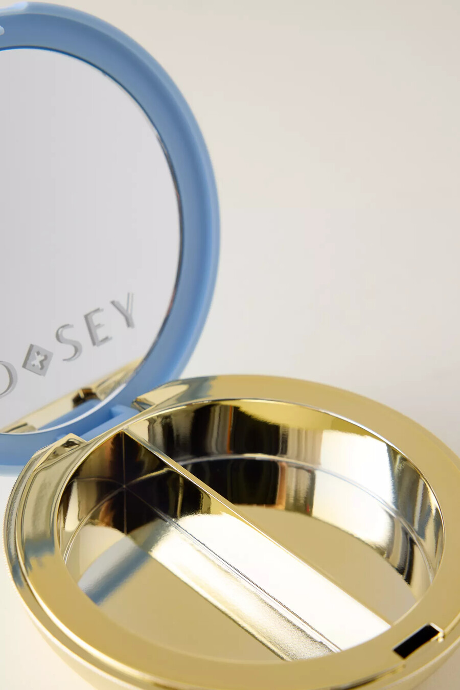 dosey pill compact